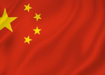 Chinese flag fluttering in the wind representing the Chinese startup scene