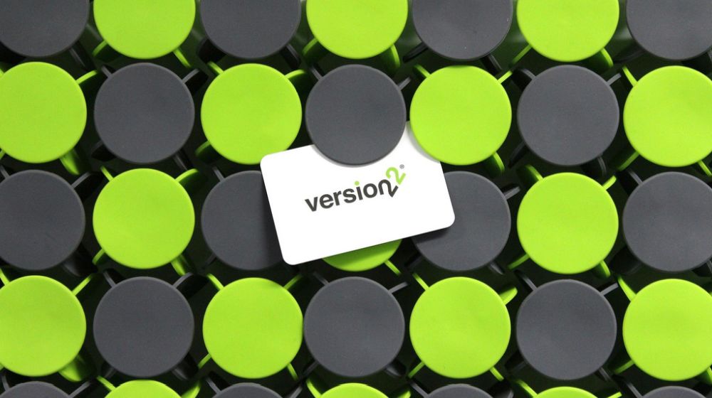 Geccohub product used for storing items vertically holding the version 22 business card showing the logo clearly
