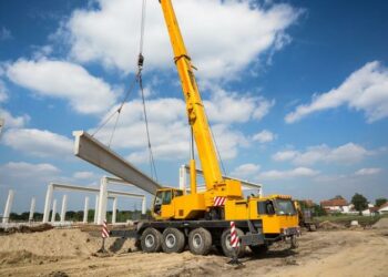 A mobile crane as an example of heavy construction equipment