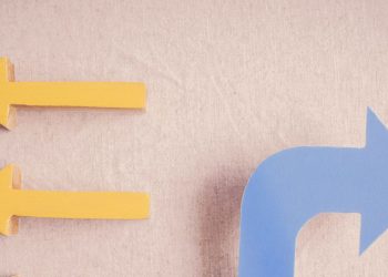 Diverging arrows to represent how technology companies are purusuing strategies more traditional businesses can learn from