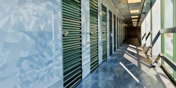 Self storage units in a warehouse for business customers