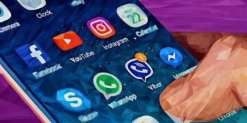 A person clicking popular apps on their android home screen