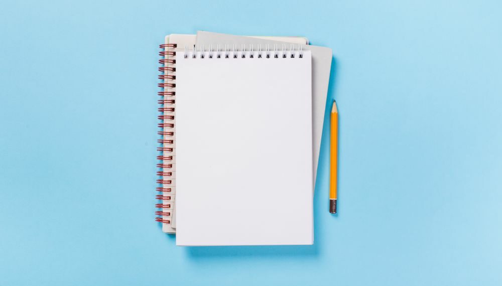 Blank notepad to write lessons to be learned pre starting a business